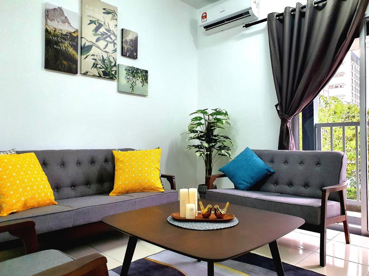 Alanis Residences Klia Kota Warisan Sepang By Dreamstay Exterior photo